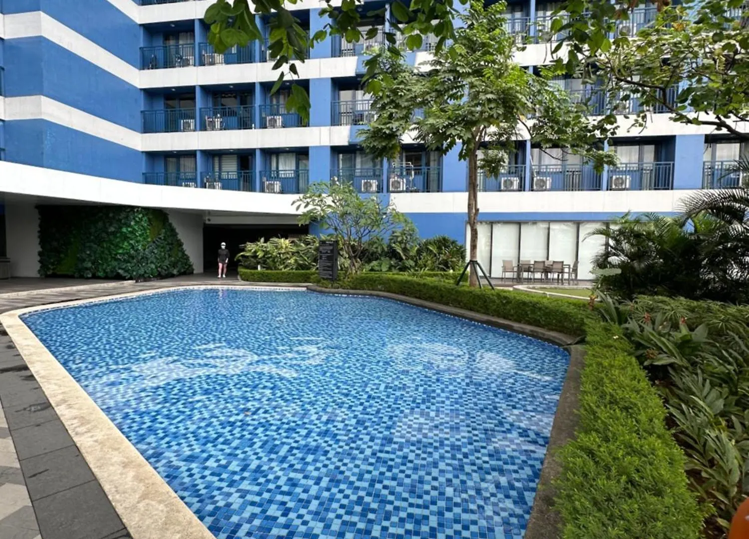 Aparthotel Heart Of Makati, Fully Furnished Condo, Cbd Central Location Makati City